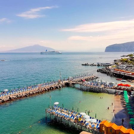Angelina Suite B&B - Sorrento Centro Екстер'єр фото