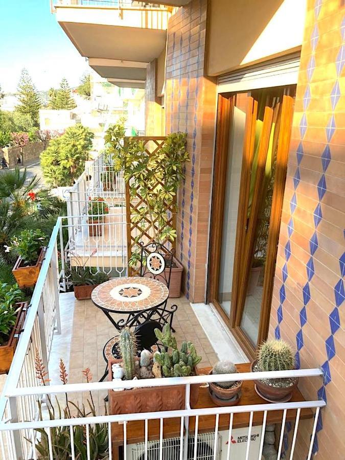 Angelina Suite B&B - Sorrento Centro Екстер'єр фото